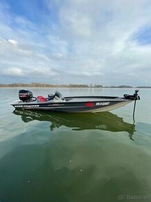 Čln/Loď Bass tracker PRO TEAM 190