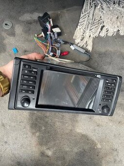 AutoRadio na E39