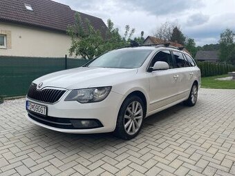 Škoda Superb Combi 1.6 TDI CR DPF Ambition