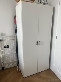 Predám skriňu za symbolickú stenu