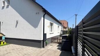 NA PREDAJ: 7izbový exkluzívny rodinný dom - Cífer