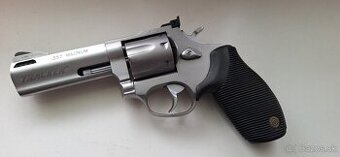 Revolver Taurus Tracker 627, 4", .357 Mag.