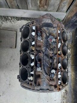 Blok motora 5.7 hemi, (5,7)