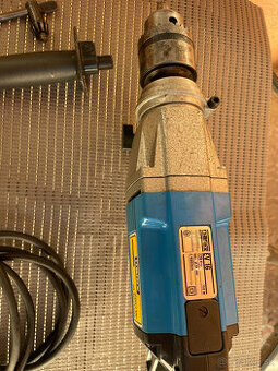 Peredám vrtačku zn. NAREX  EV 16.