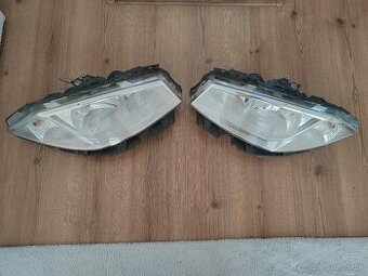Renault Megane 2 predné svetlá