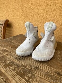 Tenisky / Boty Adidas Yeezy , vel.37