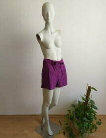 Fialové kraťasy s látkovým opaskom - 1