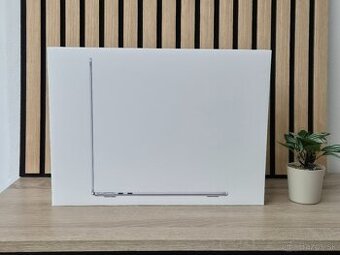 Macbook Air 13" M2 2022 | Krásny stav