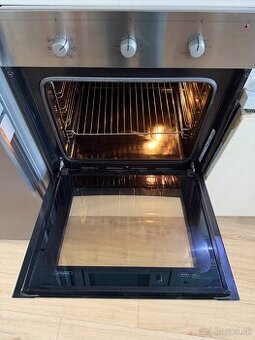 Vstavaná rúra Whirlpool