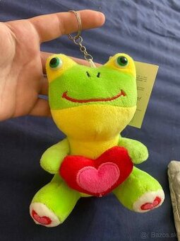 Prívesok plyšová hračka žaba