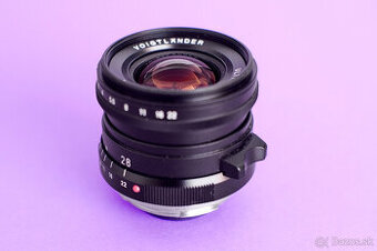 Voigtländer Ultron 2/28. Leica LM.