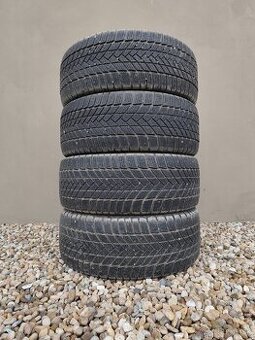 245/45R18 Zimné pneumatiky Matador