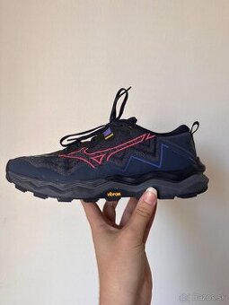Predam trailove gore-tex tenisky