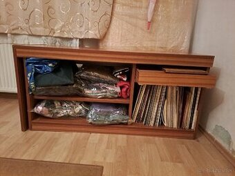 Predám stolík/skrinku