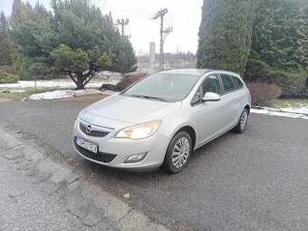 Opel Astra 1.7 CTDi 2012