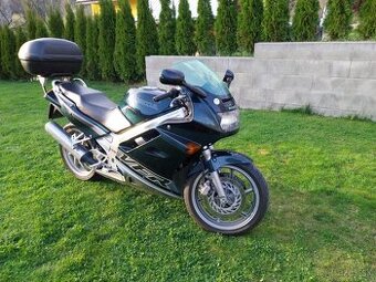 Honda VFR 750