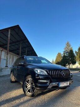 Predam Mercedes ML 350 / 3.0 / 190kw / 210tis km/ 2012