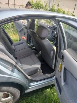 Škoda octavia 1,6 benzin