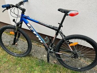 Predávam starší bicykel