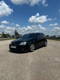 Volkswagen Golf GTI 2.0 TFSI DSG