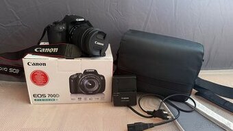 Canon EOS 700D