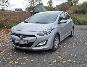 Hyundai i30 1.4 CRDi DOHC 16V Classic - 1