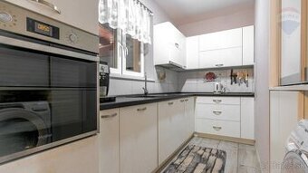 Novostavba rodinného domu s garážou - Skalica