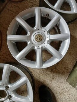 Predám elektrony R15