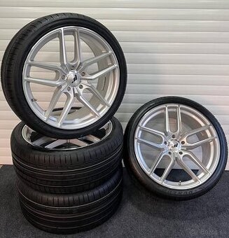 Japan Racing JR25 8.5x20 5x112