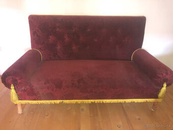 Starožitná pohovka -ZNÍŽENÁ CENA