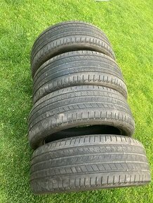 Letna sada pneu Bridgestone RSC 245/45 R20 a 275/40 R20