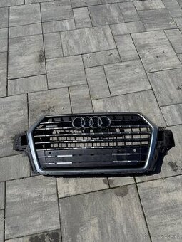 Q7 maska
