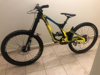 Zjazdový bike Lapierre DH 727