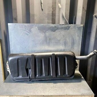 Kúpim palivovú nádrž na mercedes w126