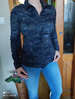 Dámska slim košeľa Calvin Klein Jeans, veľ. XS/S