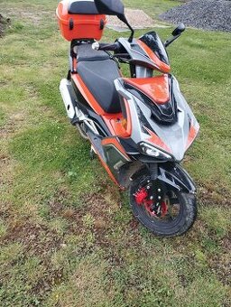 Adamoto 125