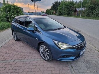 Opel Astra Combi - sport tourer