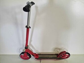 Kolobezka Scuderia Ferrari do 100kg