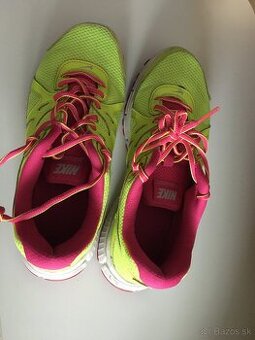 Bežecké tenisky dámske NIKE - NOVÉ č. 38,5 - 1
