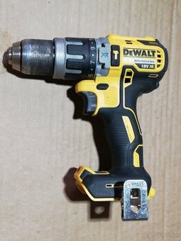 Dewalt 18V akumulátorová vŕtačka