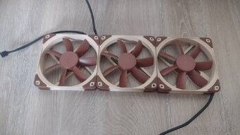 3x Noctua NF-S12A PWM