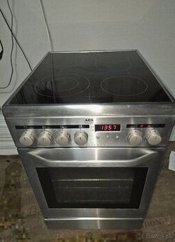 Sporák,AEG sklokeramický,  elektrický