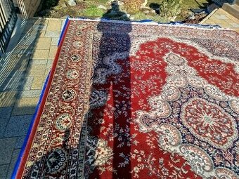 Perzský koberec rozmerov 300 400 cm predám.