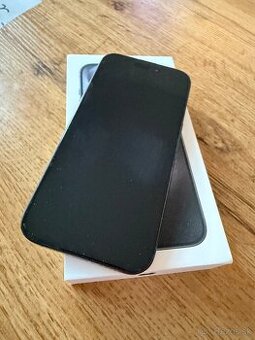 iPhone 15 Pro 128 GB modrý titán