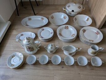 Predám veľkú porcelánovú sadu