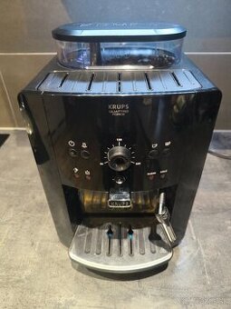 Kávovar Krups ea8110