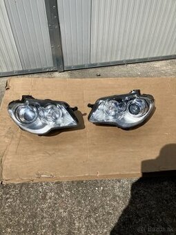 predni xenon svetlo vw touran 06-10 pravy levy -