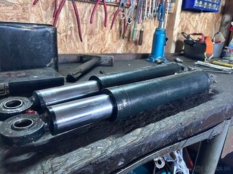 Predám pomocné piesty