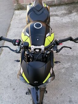TRIUMPH Speed Triple RS 1050