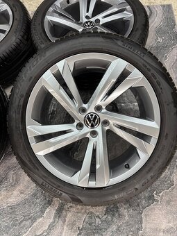 ✅ 5x112 r19 Tiguan Rline Valencia nádherne
